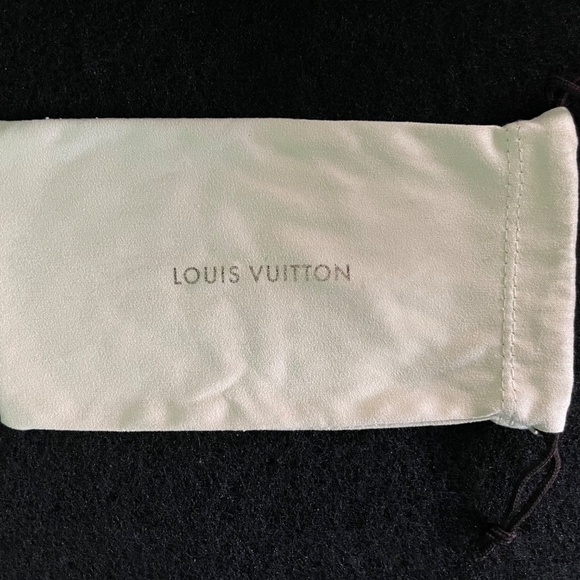 Louis Vuitton Aviator Sunglasses - Picture 2 of 12